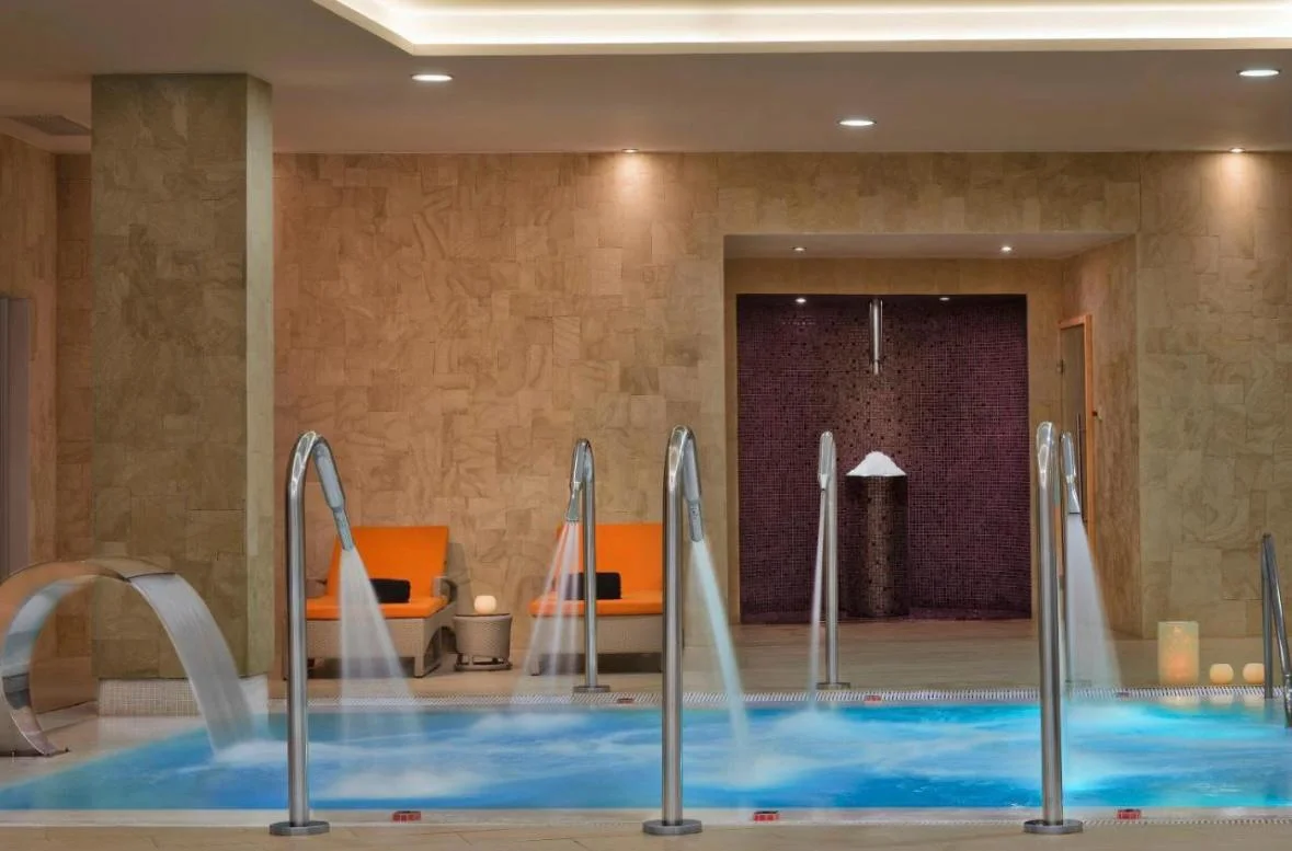 Jacuzzi
